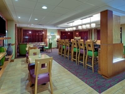 Hampton - 3*
